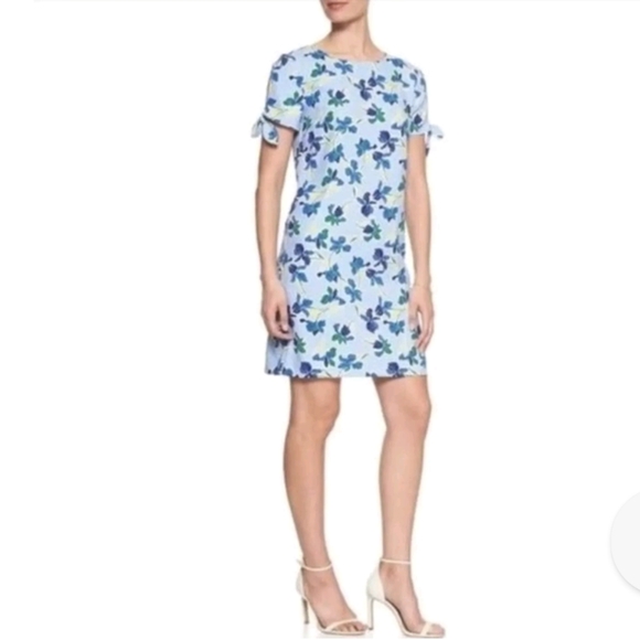 Banana Republic Factory Dresses & Skirts - Banana Republic Floral Split Tie-Sleeve Shift Swing Dress Women's M Petite